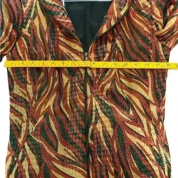 Cache Vintage Red Faux Suede Snake Embossed Print Moto Jacket Size 2 Double Zip - Picture 5 of 7